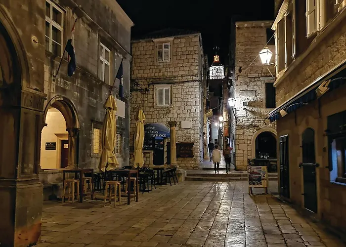 3 Bedroom Gorgeous In Blato (Korcula)
